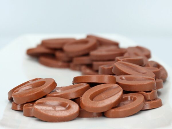 Valrhona Jivara maitosuklaa (40 %), 200 g
